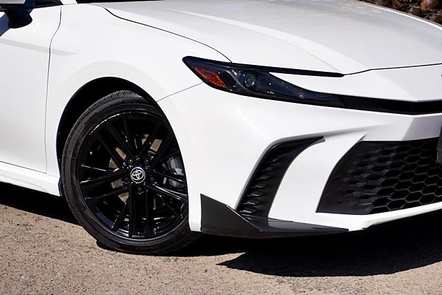 Used 2025 White Toyota SE image 3