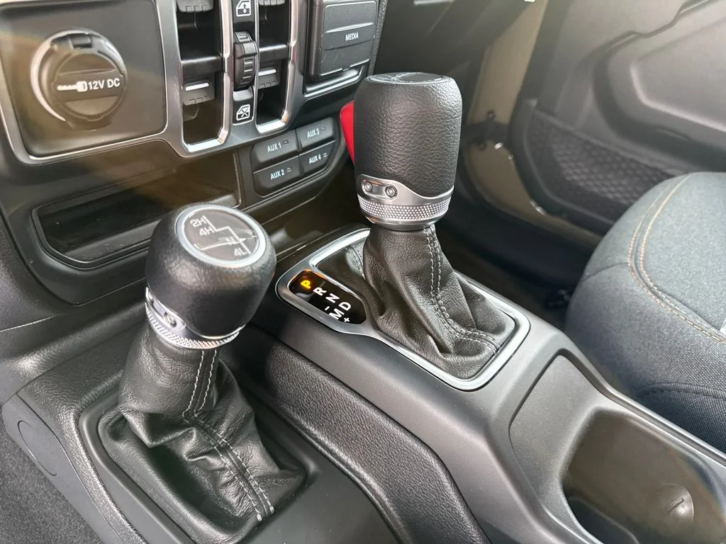 New 2025 Green Jeep Sport S image 23