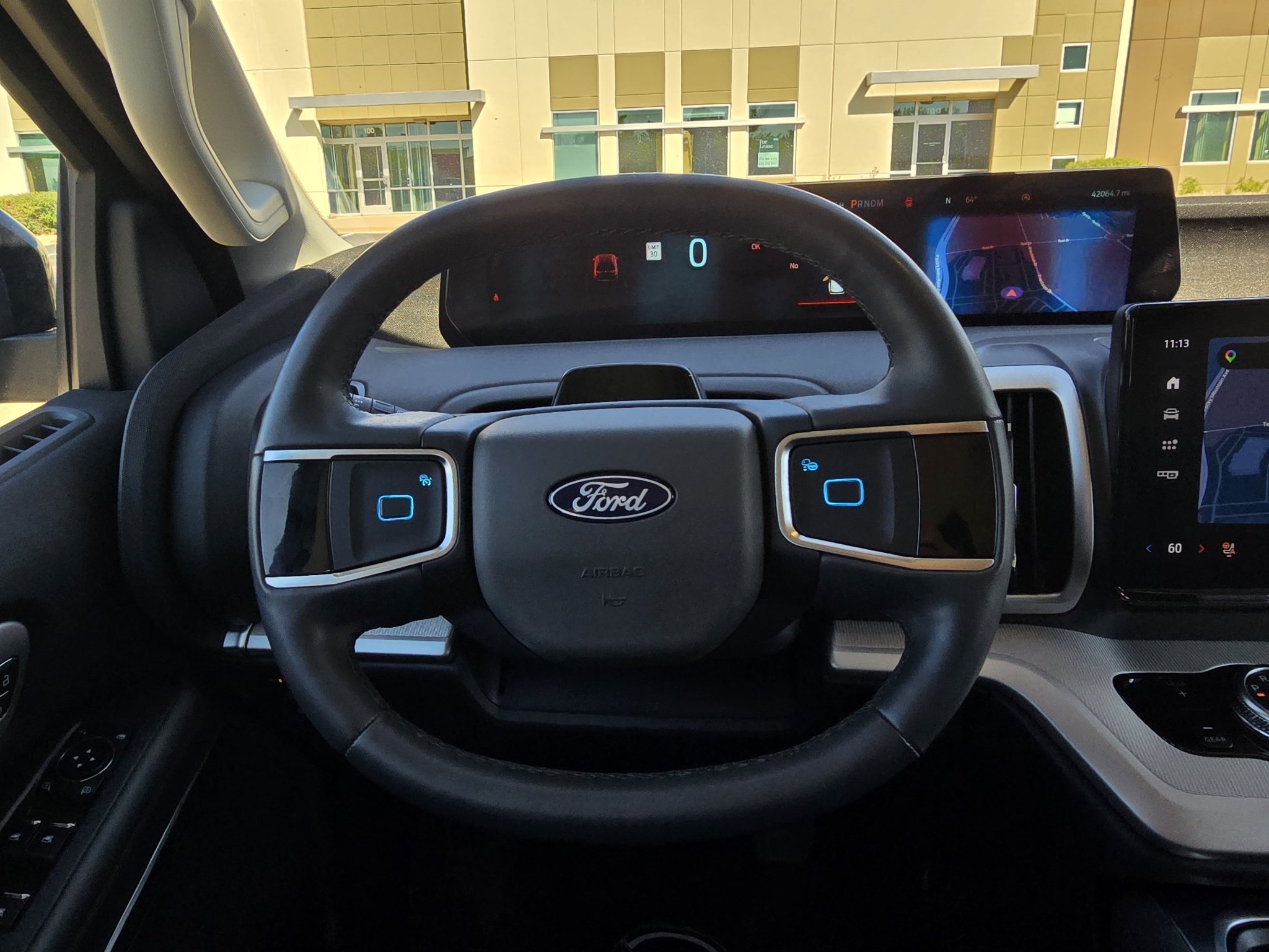 Used 2025 Agate Black Metallic Ford Active image 29