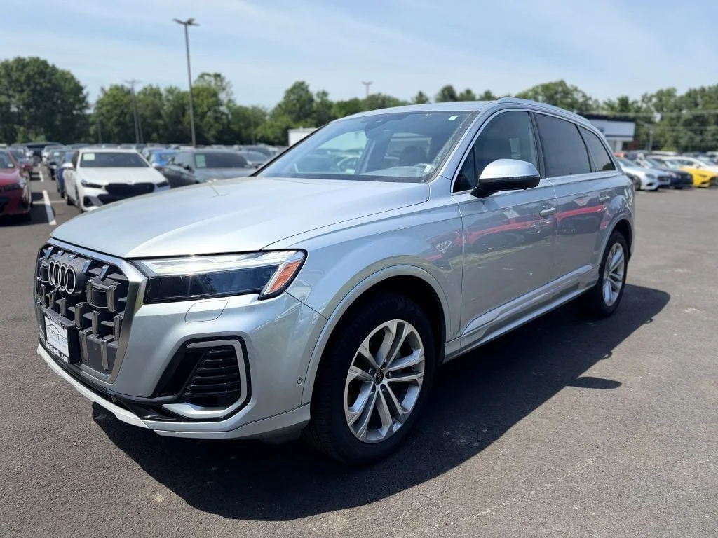 2025 Audi Q7 Premium Plus - Photo 7