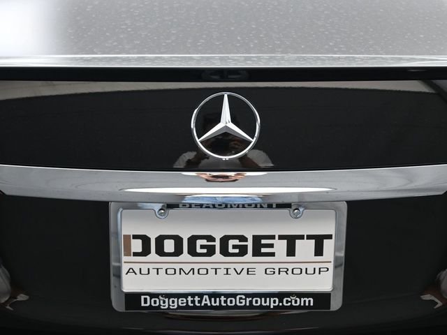 Used 2025 Black Mercedes-Benz S 580 image 16