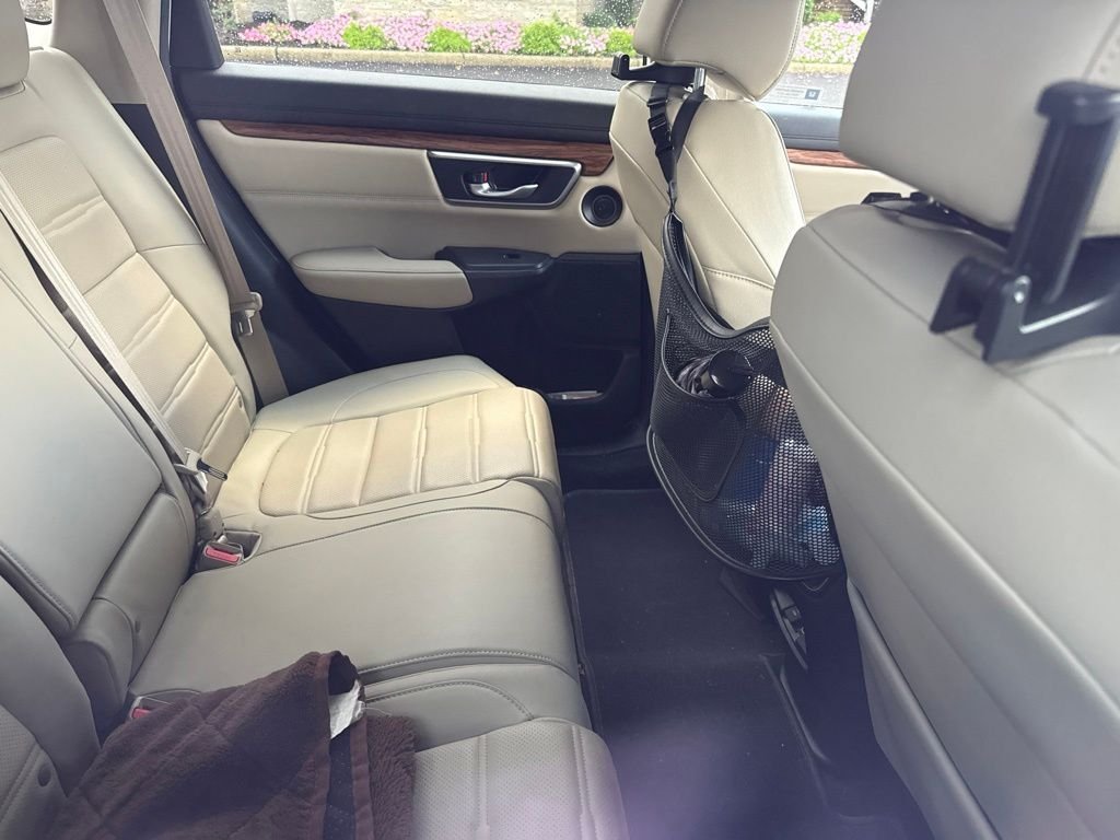 Certified Used 2017 Crystal Black Pearl Honda Touring image 15