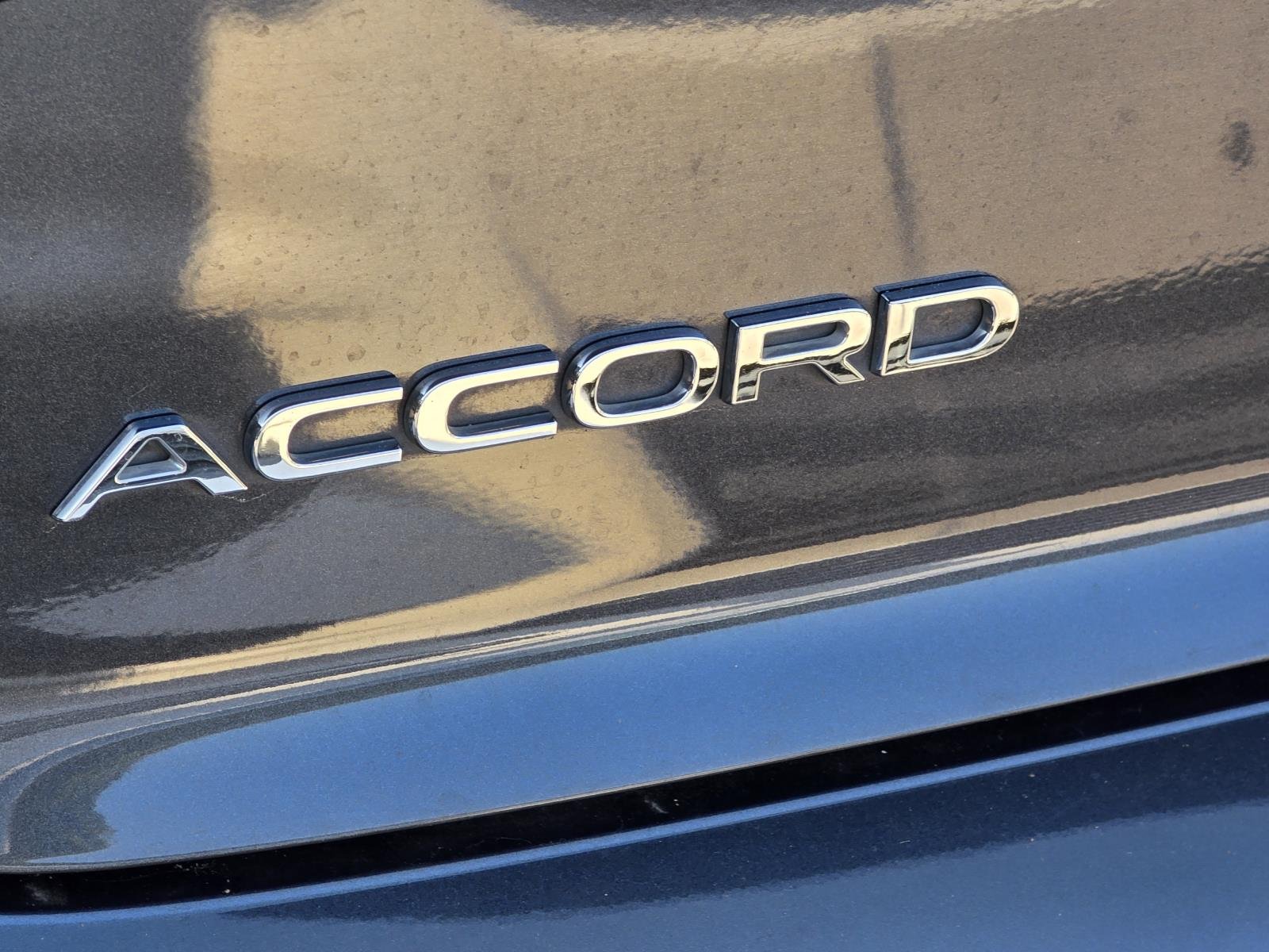 2024 Honda Accord Hybrid Touring - Photo 16