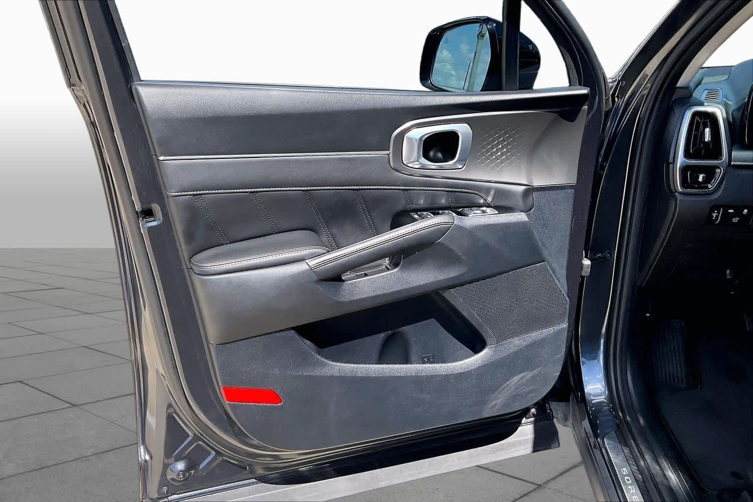 Used 2023 Gravity Grey Kia SX image 22