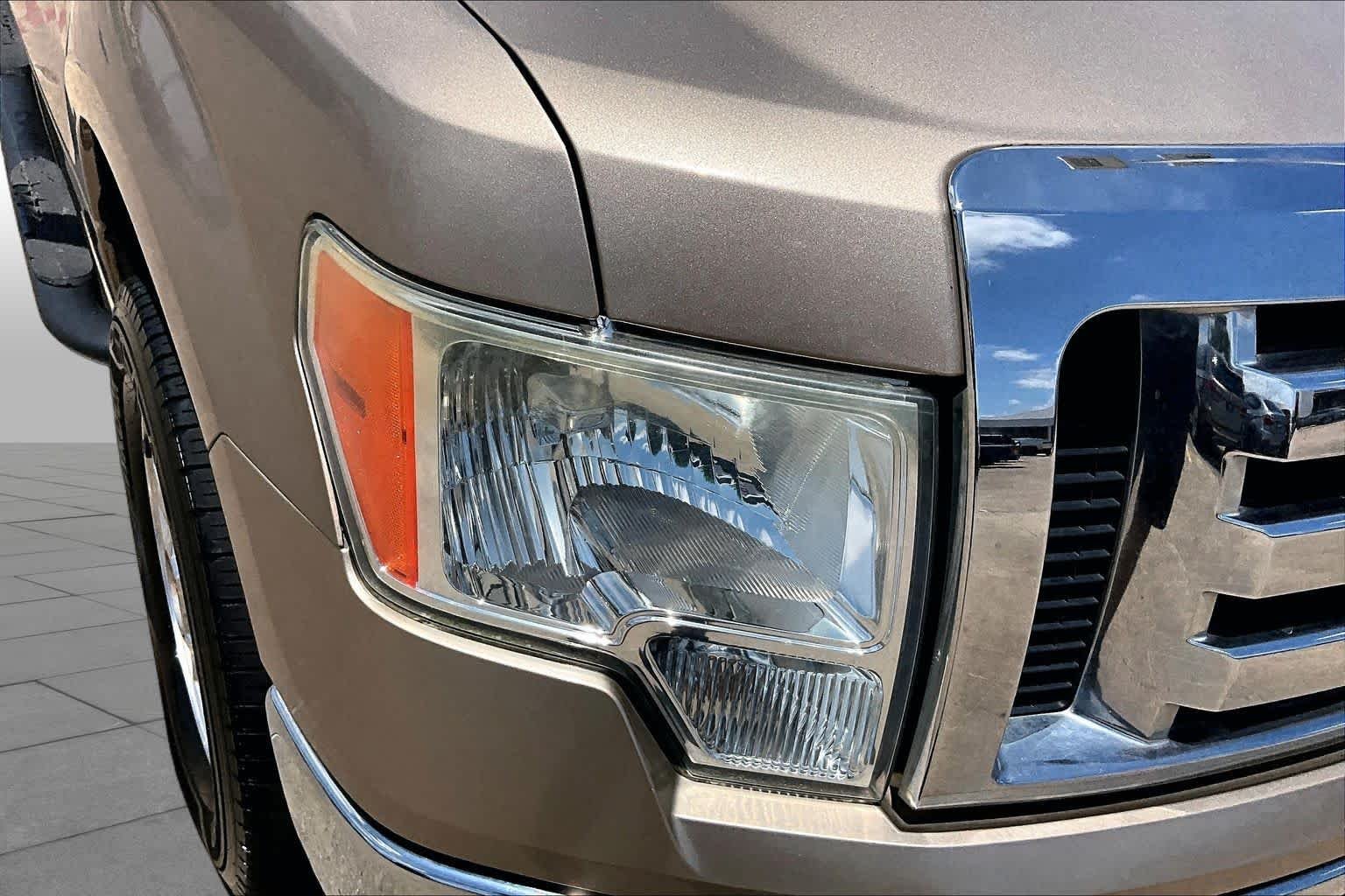 Used 2012 Pale Adobe Metallic Ford XLT image 26