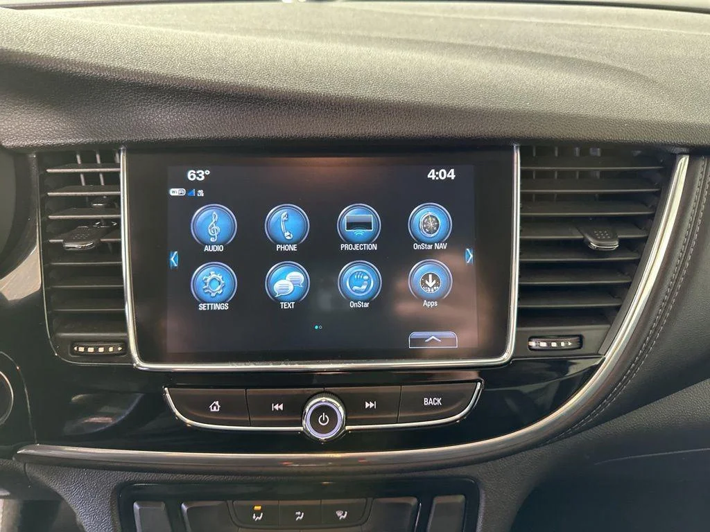 Used 2020 Azure Buick Preferred image 6