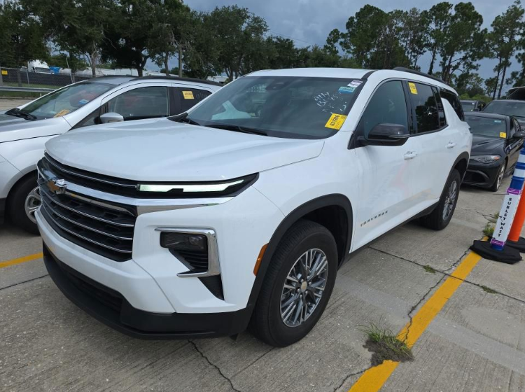Used 2025 White Chevrolet LT image 2
