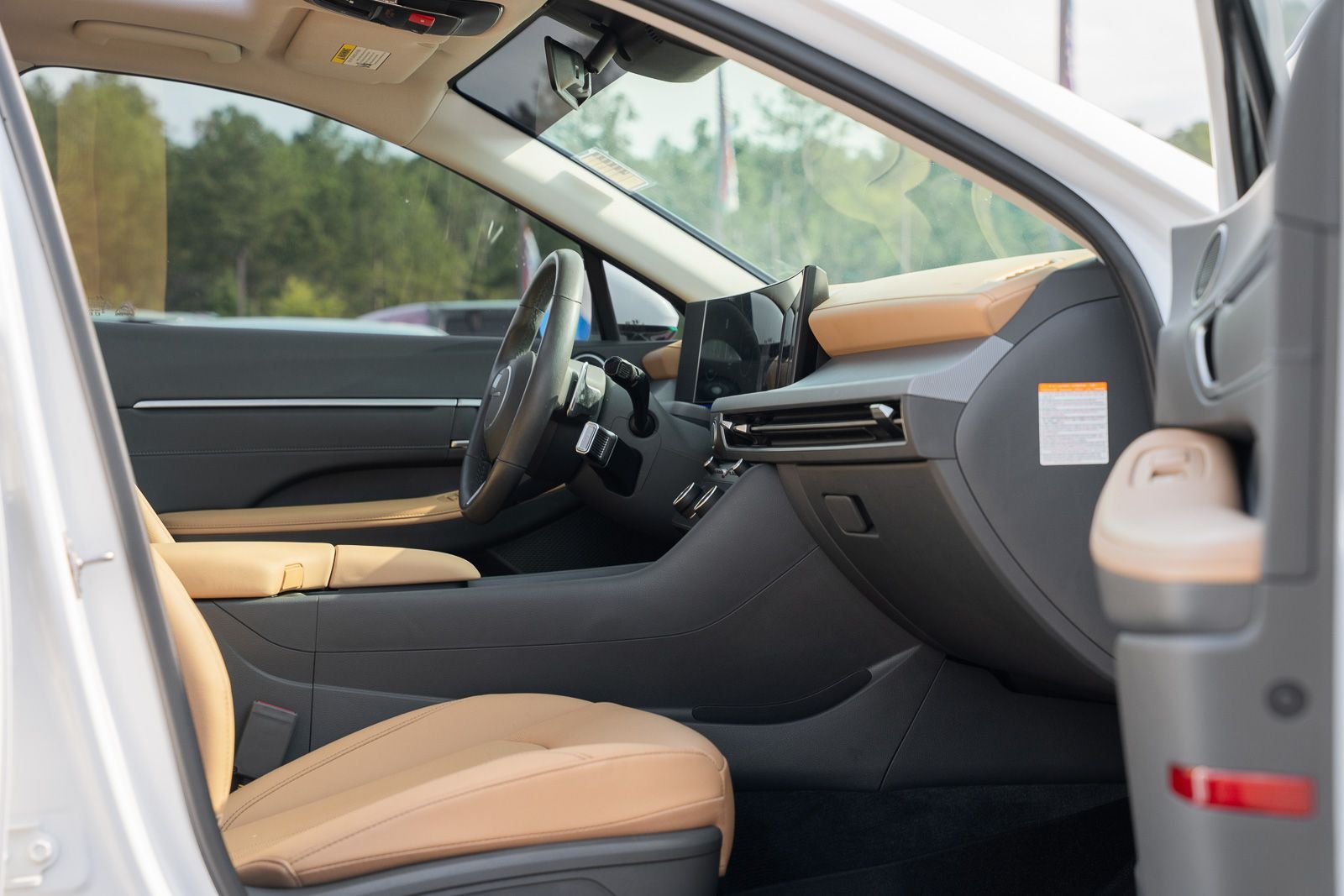 2024 Hyundai Sonata Hybrid Limited - Photo 18
