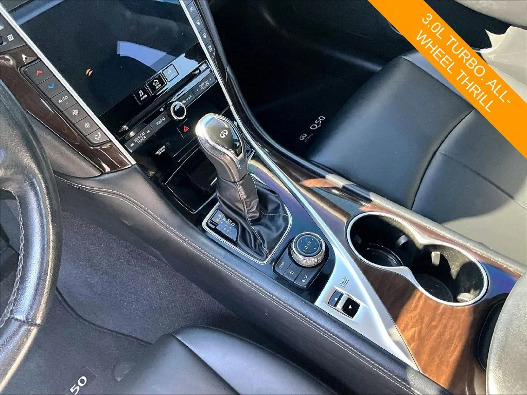 Used 2018 Blue INFINITI 3.0t LUXE image 14