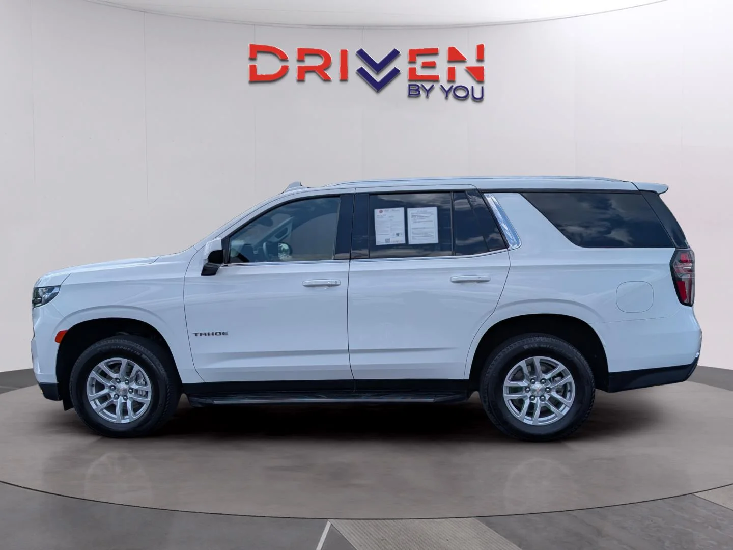 Used 2023 Summit White Chevrolet LS image 2
