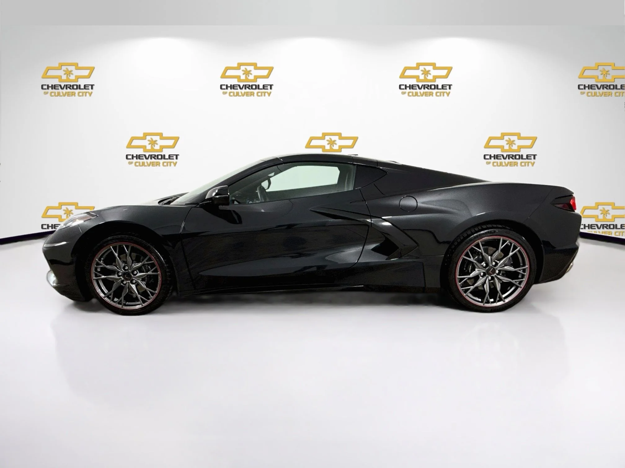 Used 2024 Carbon Flash Metallic Chevrolet 1LT image 5