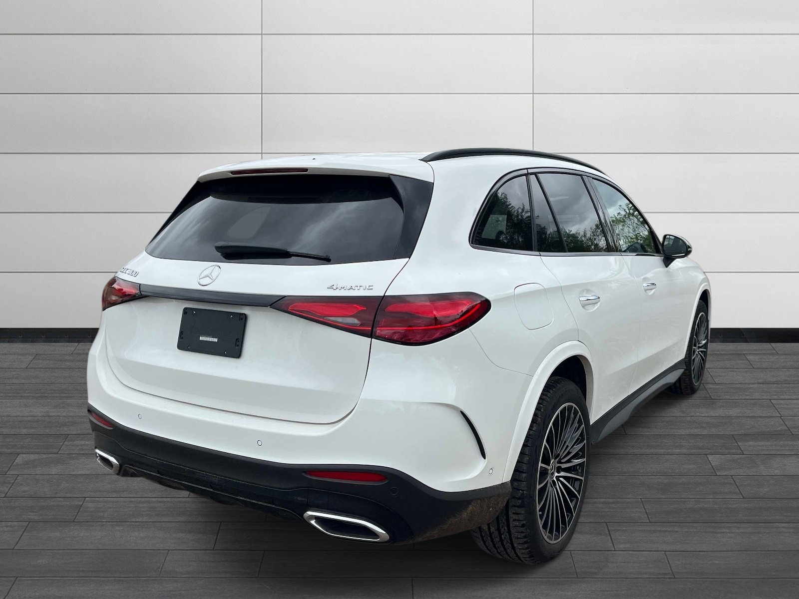 Used 2026 Polar White Mercedes-Benz GLC 300 image 3