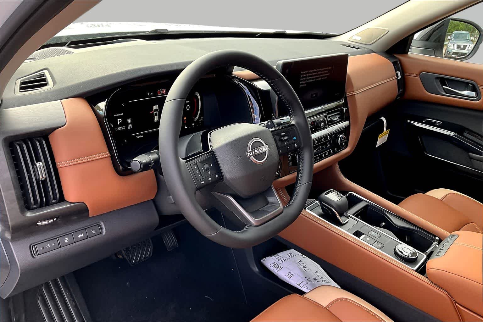 New 2026 Everest White Pearl TriCoat Nissan Platinum image 10
