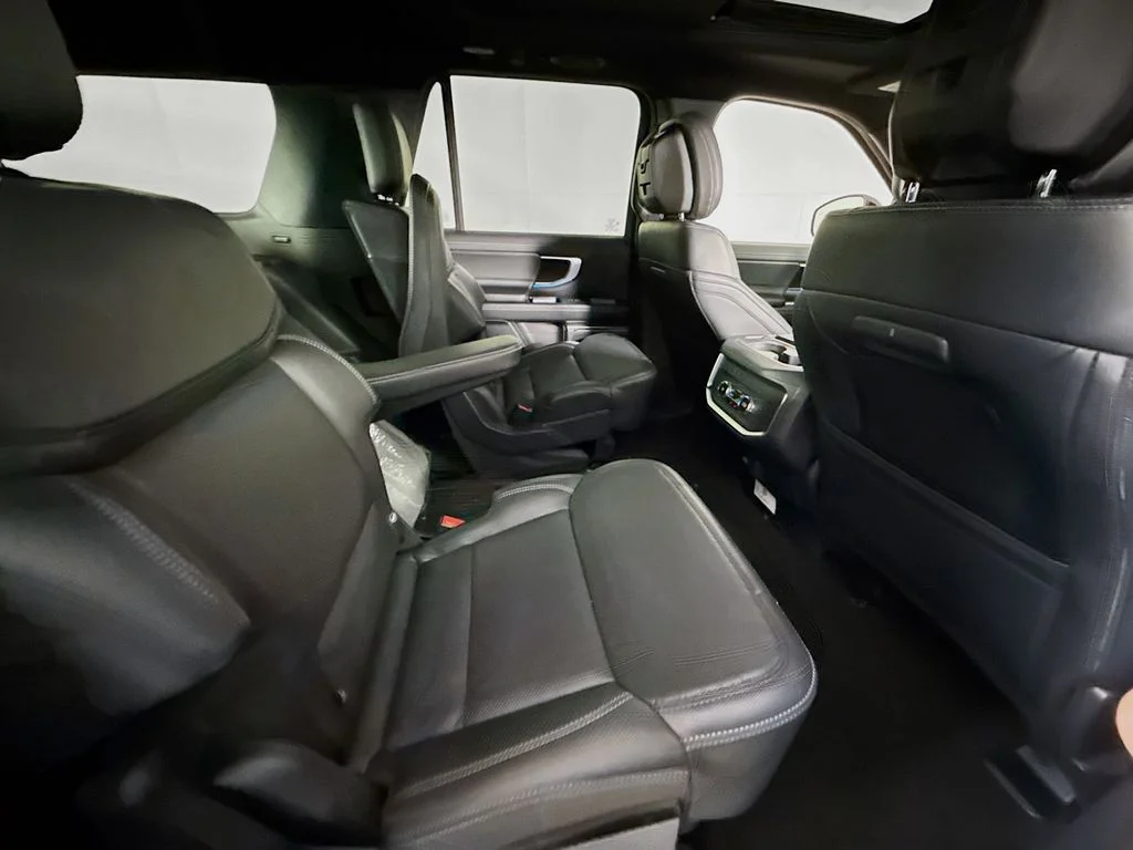 New 2026 Dark Matter Gray Metallic Ford MAX Platinum® image 30