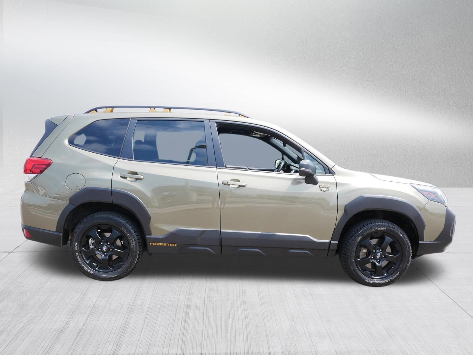 Used 2022 Autumn Green Metallic Subaru Wilderness image 8