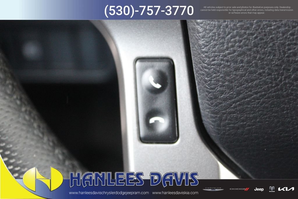 Used 2022 Silver Toyota SR5 image 29
