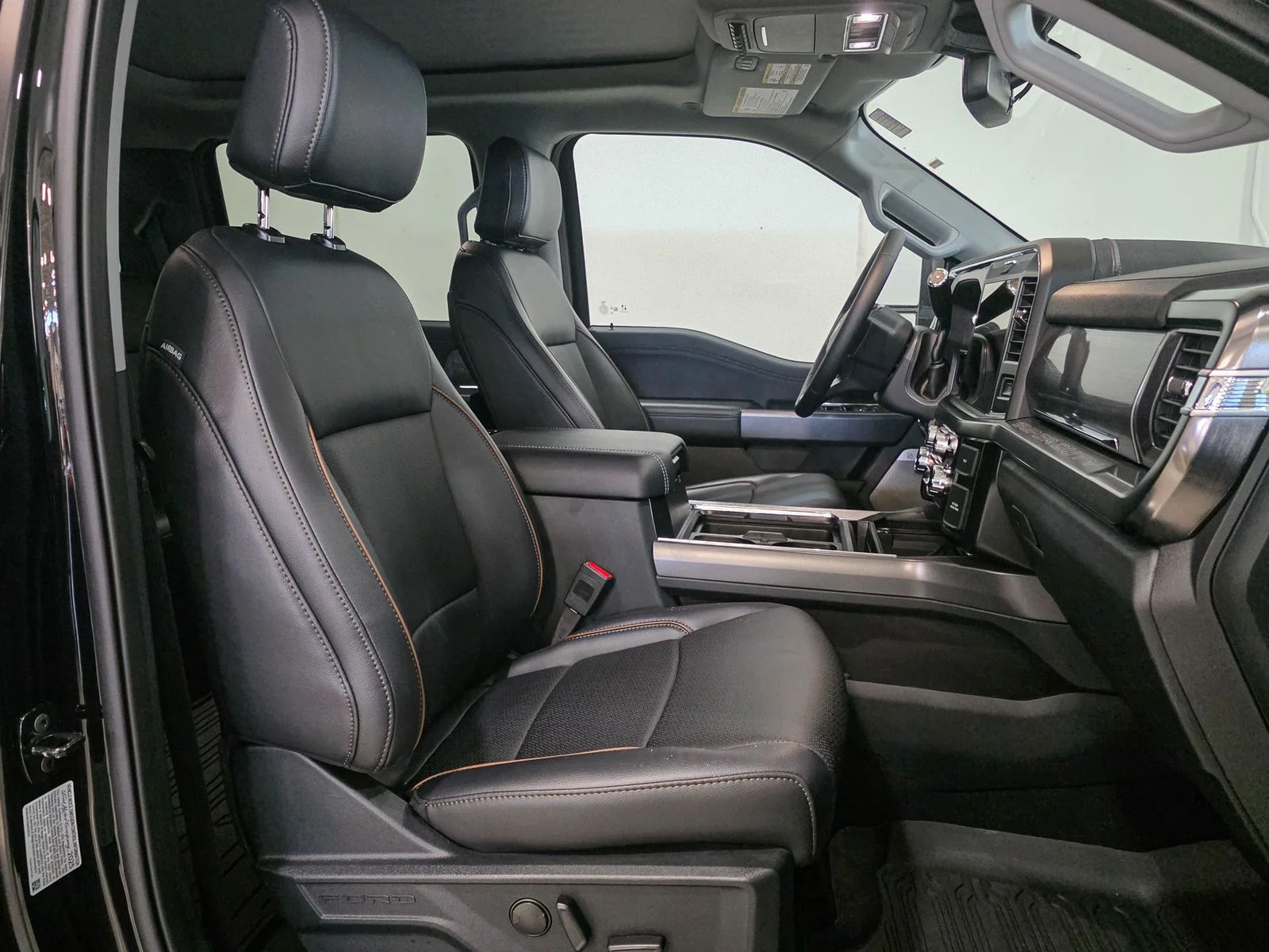 2025 Ford F-350 Super Duty Lariat - Photo 21