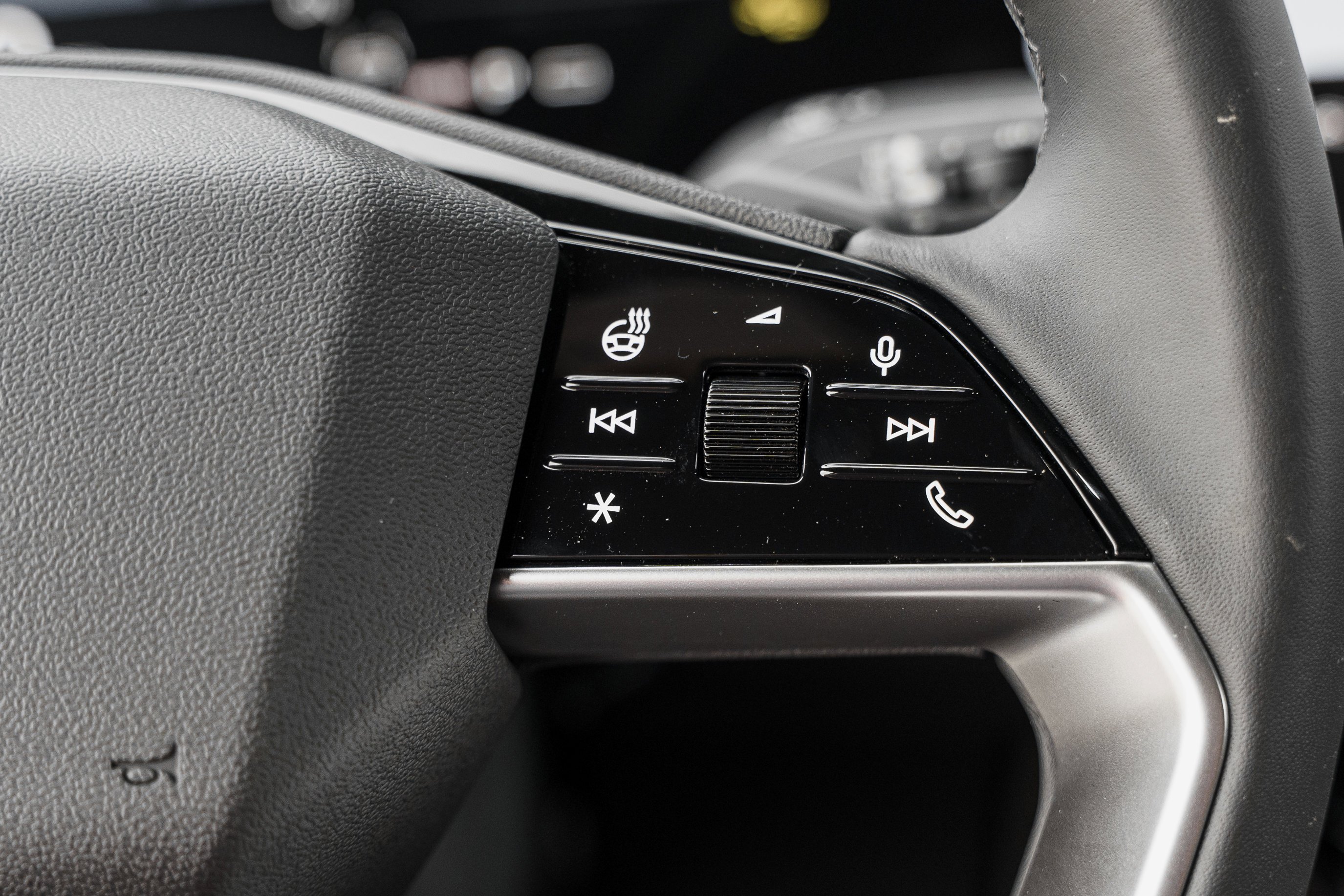 New 2027 Manhattan Gray Metallic Audi Premium Plus image 19
