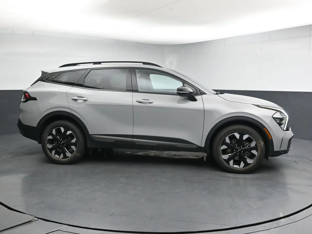 Used 2023 Gray Kia X-Line image 8