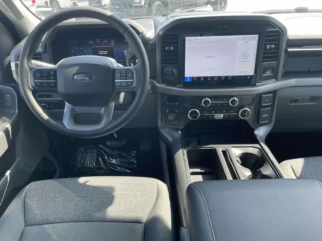 New 2026 White Ford XLT image 9