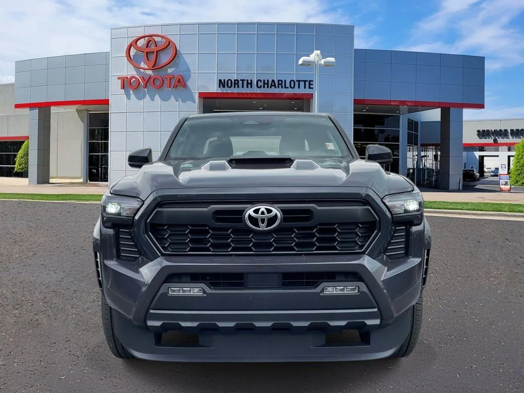 Certified Used 2025  Toyota TRD Sport image 3