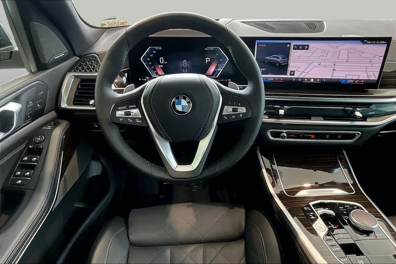 Used 2026 Skyscraper Grey Metallic BMW sDrive40i image 5