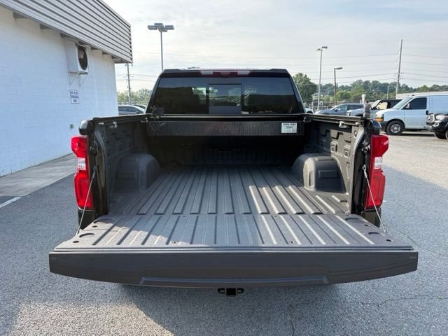 Used 2025 Black Chevrolet ZR2 image 34
