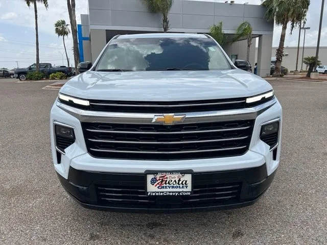 Used 2026 Polar White Tricoat Chevrolet High Country image 2
