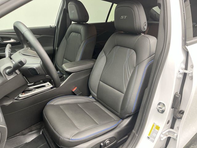 Used 2024 Summit White Buick Sport Touring image 8