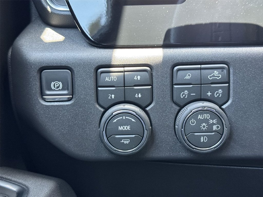 New 2026 Summit White Chevrolet LT Trail Boss image 18