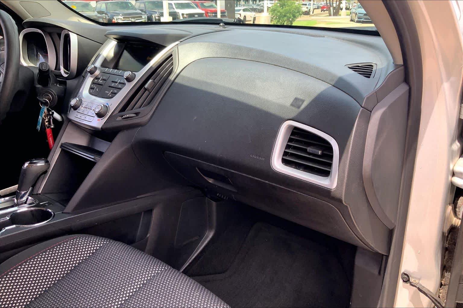 Used 2017 Silver Ice Metallic Chevrolet LS image 19