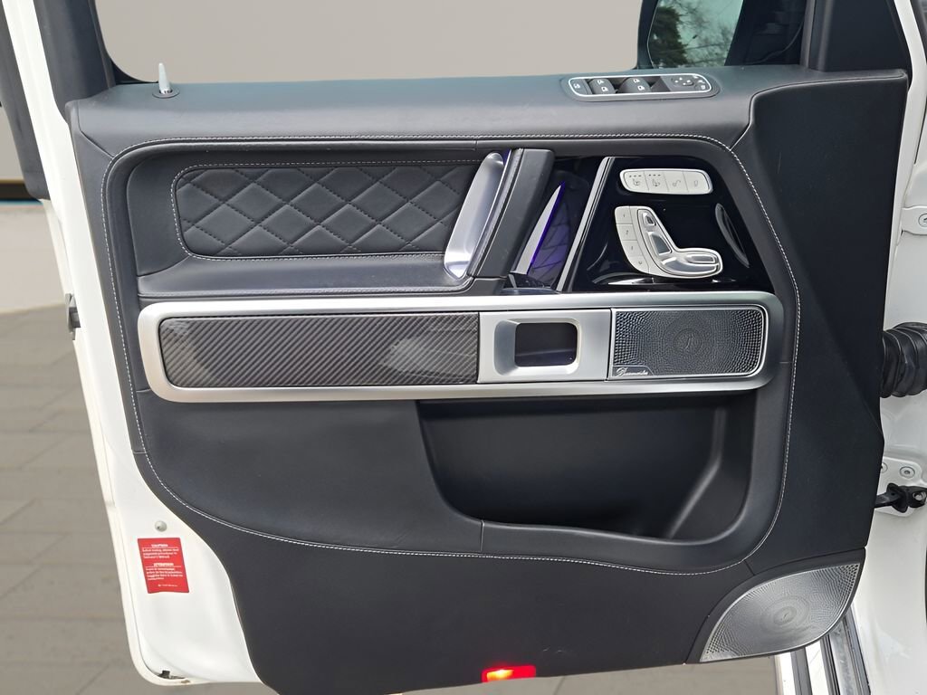 Used 2020 White Mercedes-Benz 4MATIC® image 21