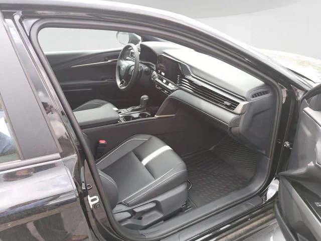 Used 2026  Toyota SE Nightshade image 28