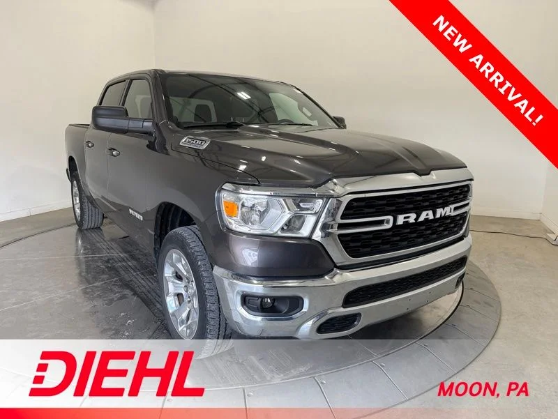 2022 RAM 1500 Big Horn/Lone Star 4x4 Crew Cab 5'7's photo