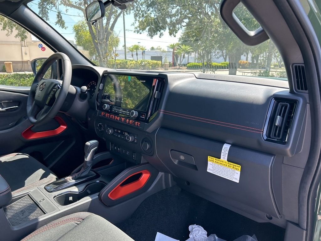 2025 Nissan Frontier PRO-4X - Photo 38