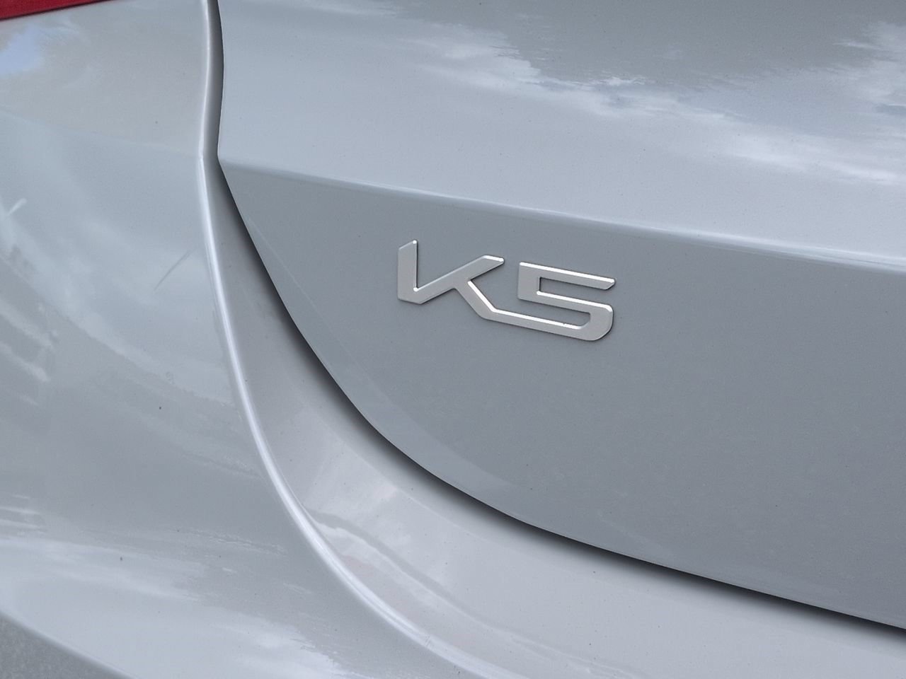 Certified Used 2024 Wolf Gray Kia GT-Line image 16