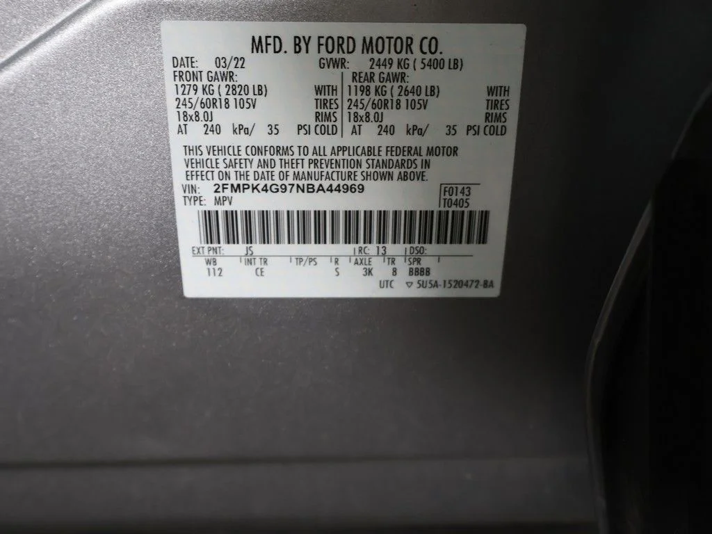 Used 2022 Silver Ford SE image 46