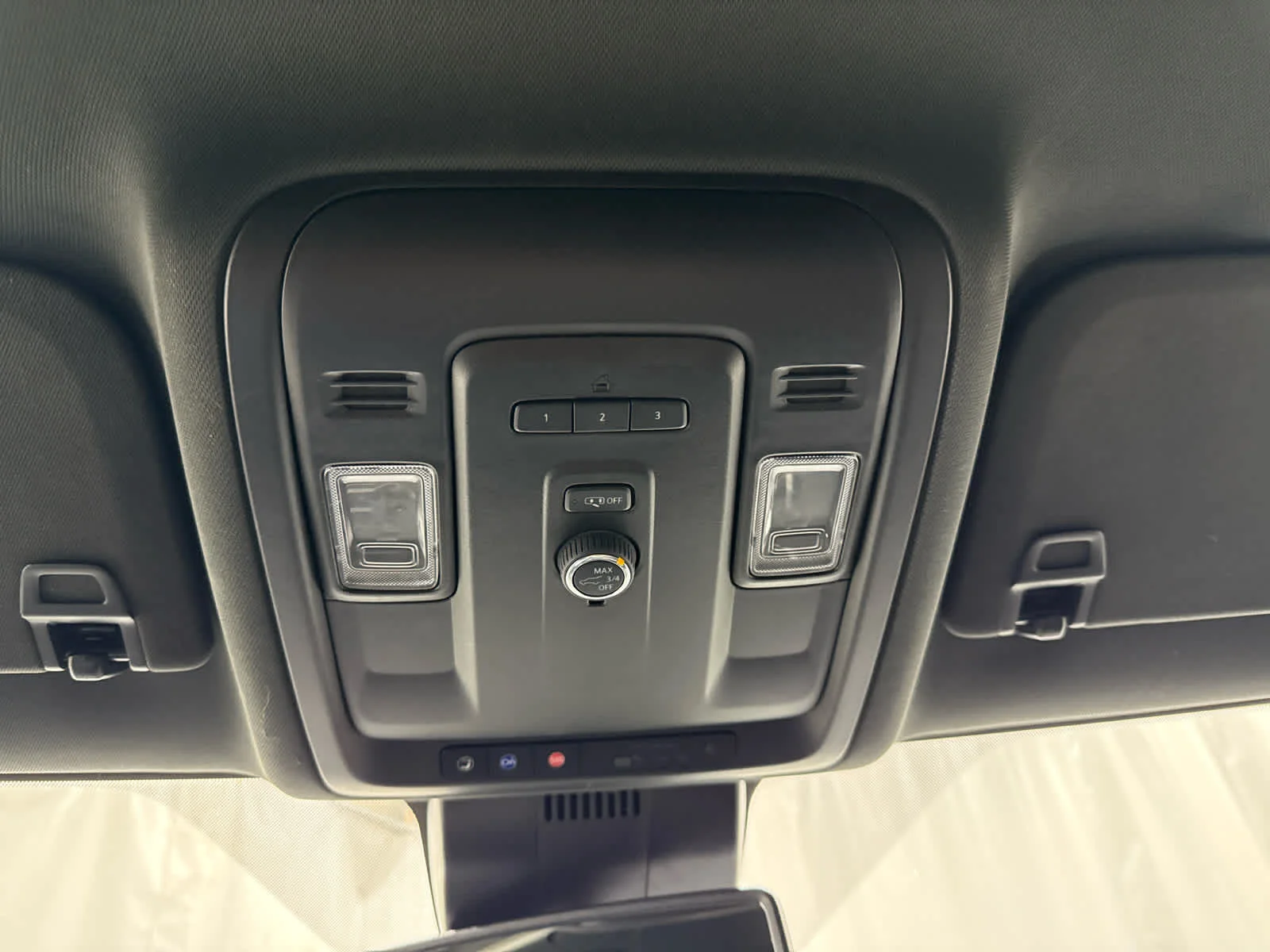 Used 2024 Summit White Chevrolet LT image 23