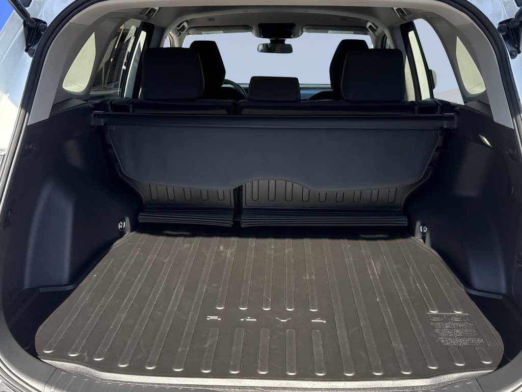 2026 Toyota RAV4 LE - Photo 31