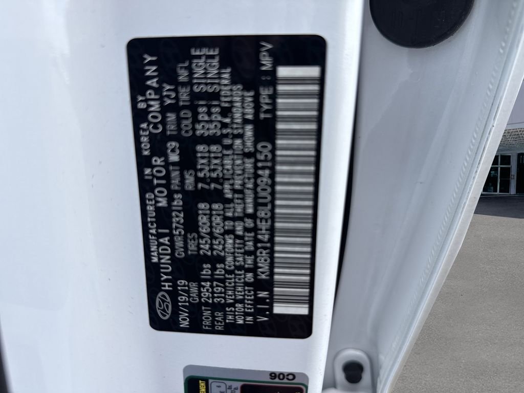 Used 2020 Hyper White Hyundai SE image 36
