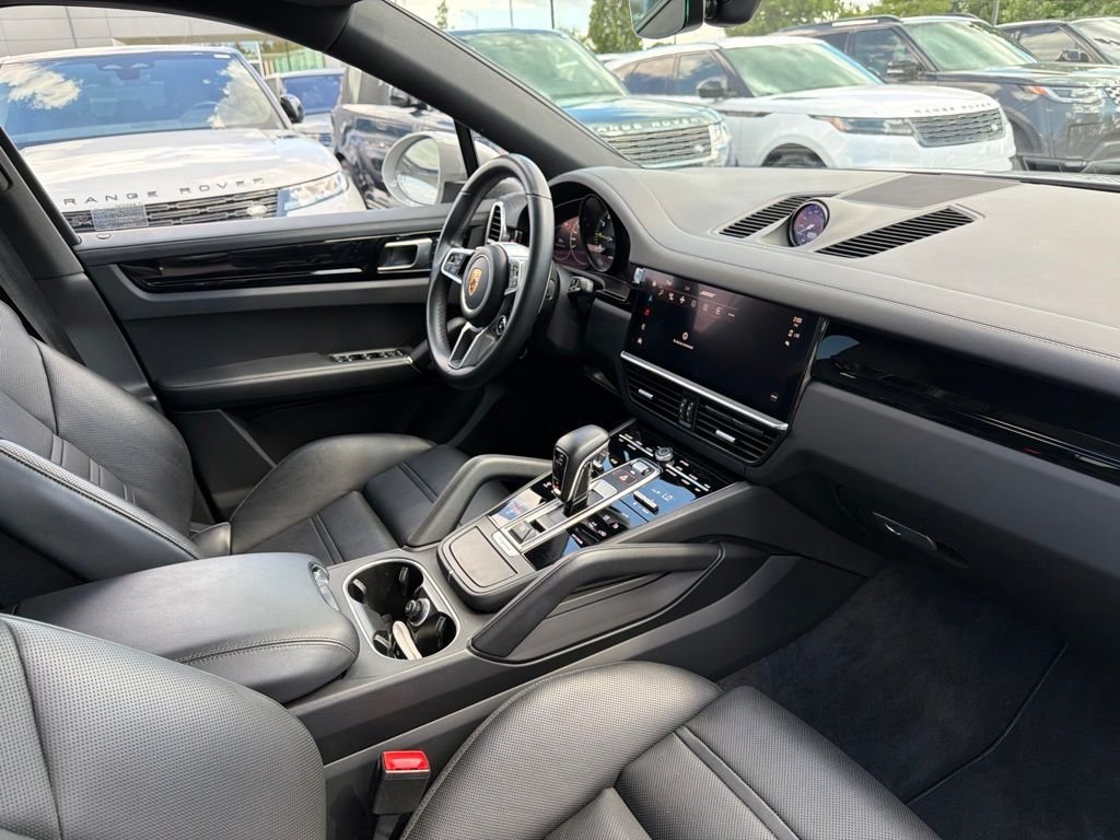 Used 2022 Gray Porsche  image 15