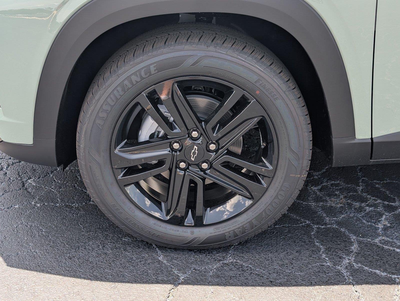 2026 Chevrolet Trax Activ - Photo 9
