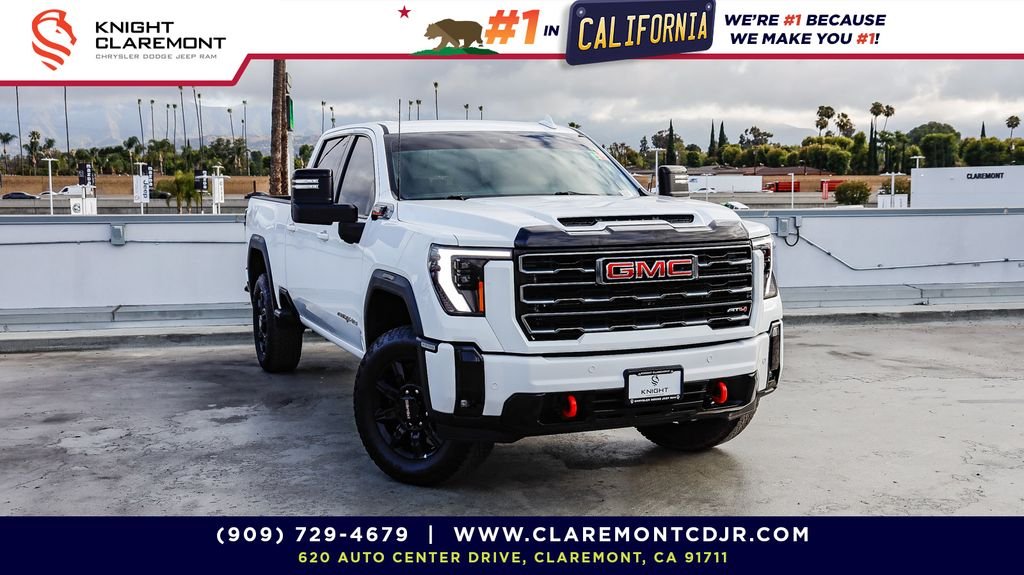 2025 GMC Sierra 4WD Crew Cab Standard Box AT4's photo