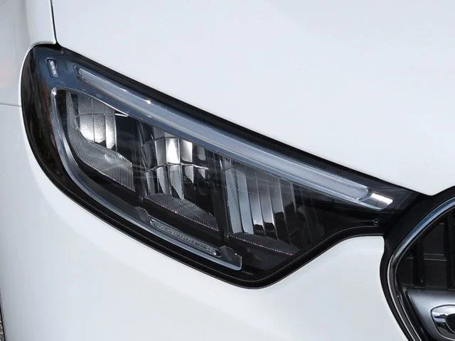 Certified Used 2026 White Mercedes-Benz GLC 300 image 10