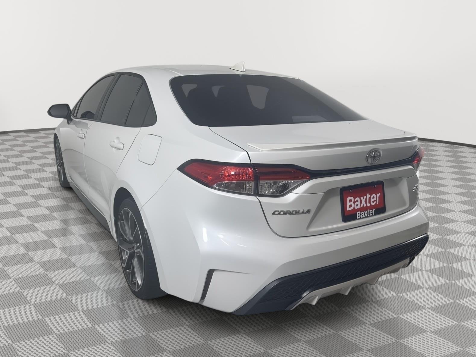 Certified Used 2022 Wind Chill Pearl Toyota SE image 13