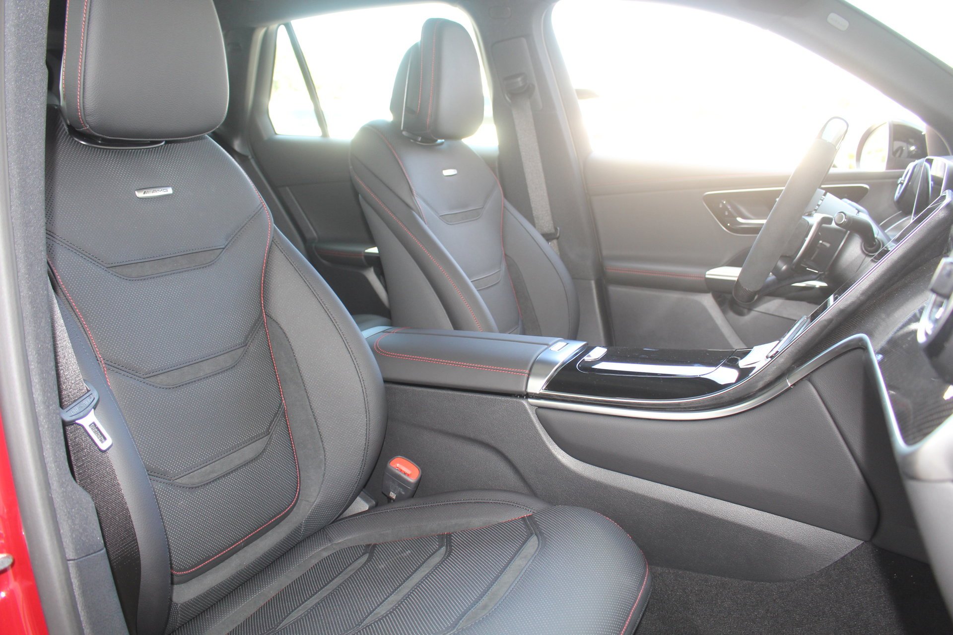 New 2026 MANUFAKTUR Patagonia Red Metallic Mercedes-Benz AMG® GLC 43 image 52