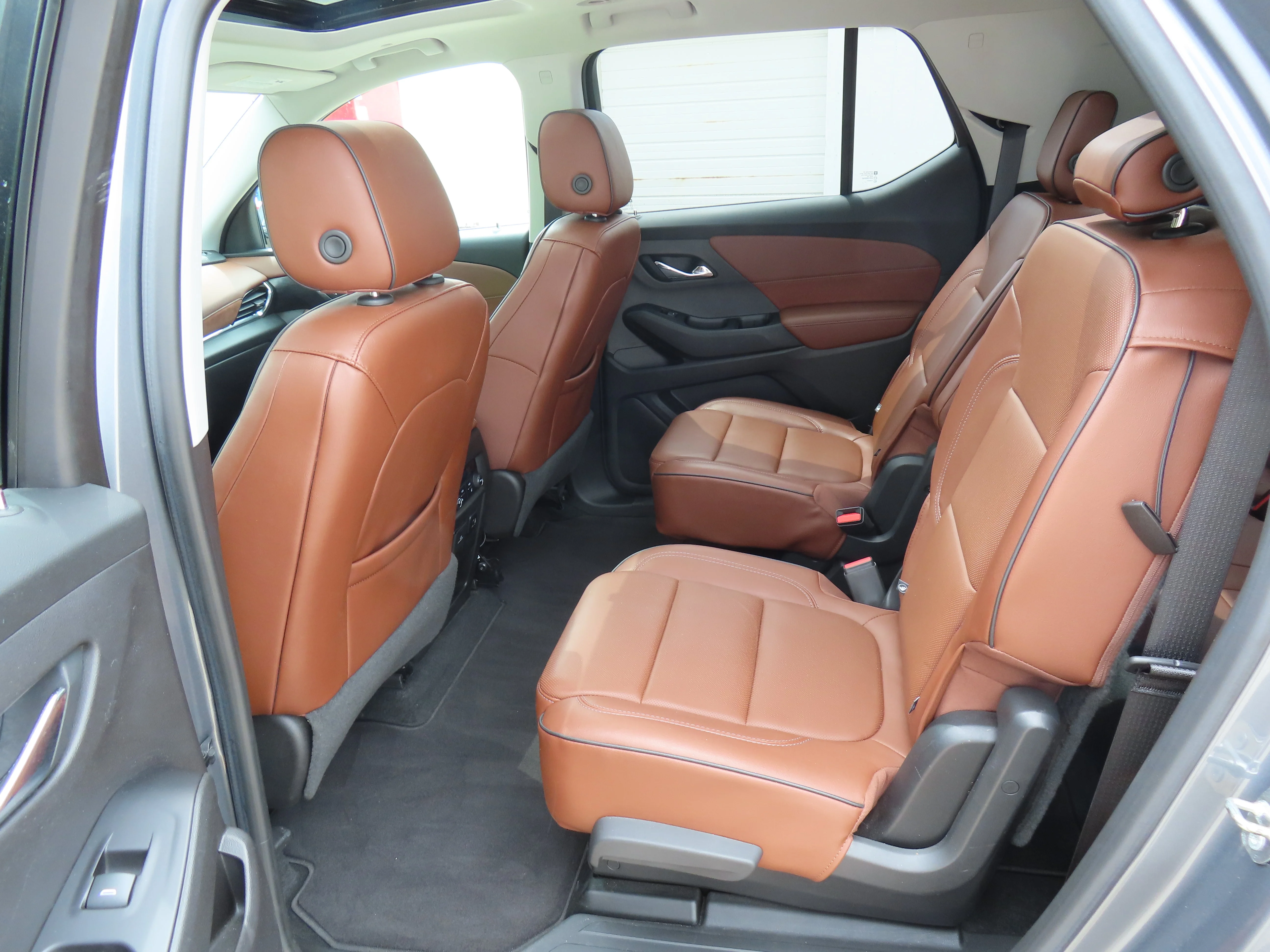 Used 2018 Satin Steel Metallic Chevrolet High Country image 10