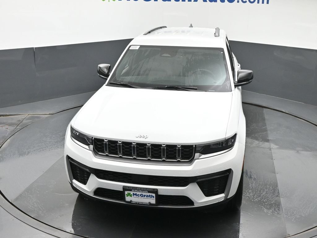 New 2026 Bright White Clear-Coat Exterior Paint Jeep Limited image 25