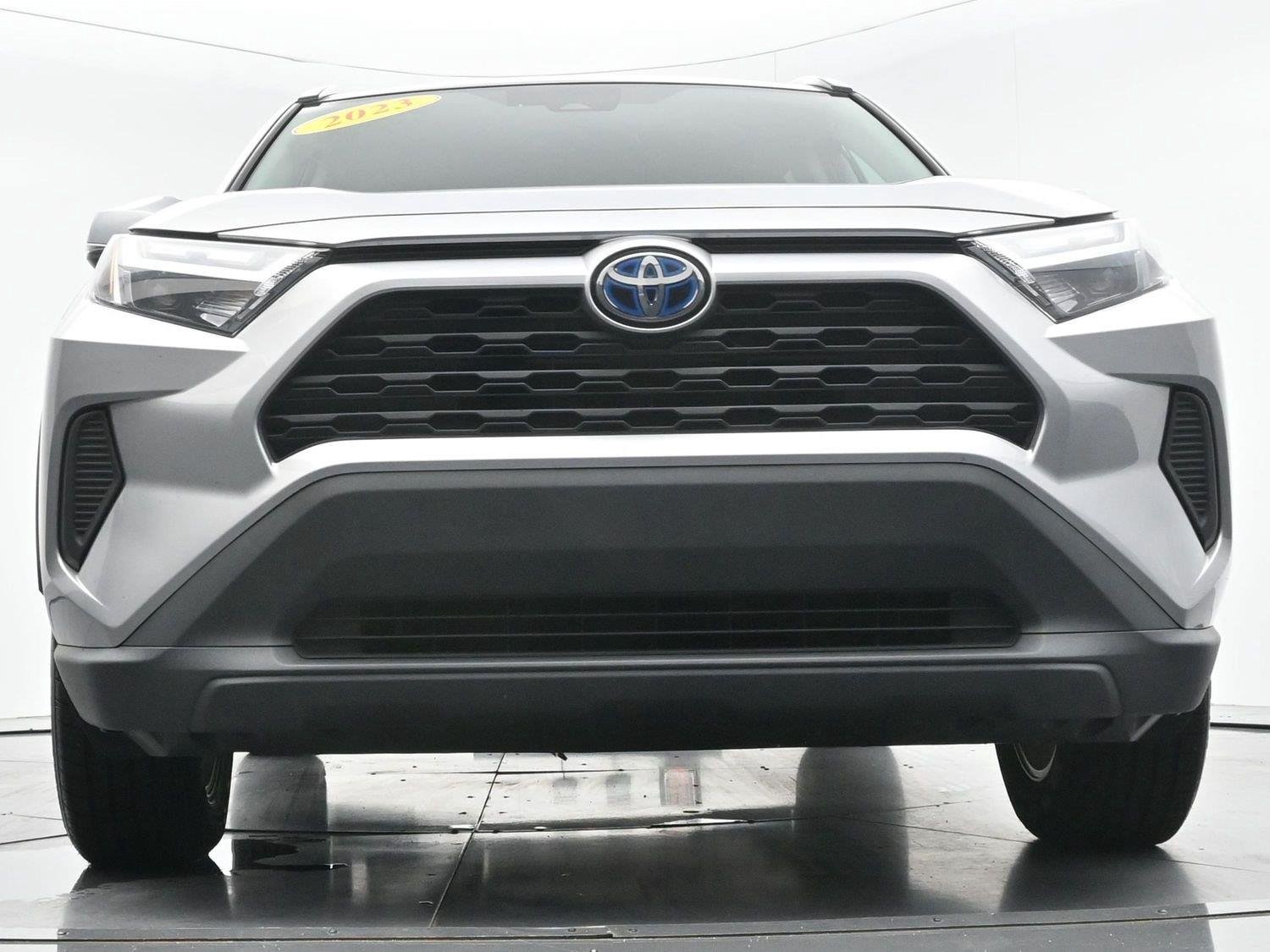 Used 2023 Silver Sky Metallic Toyota XLE image 45