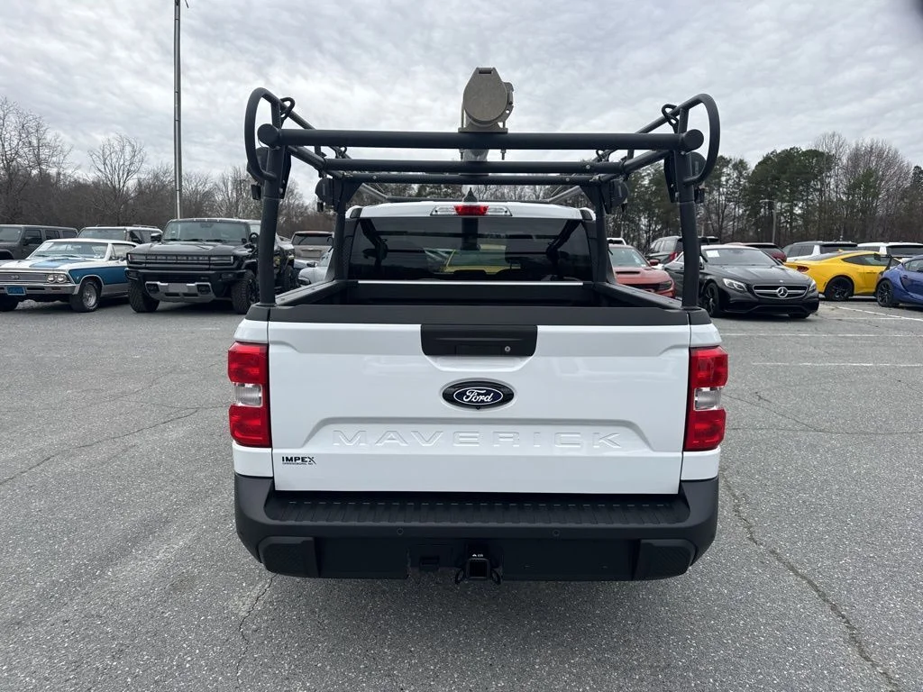 Used 2025 White Ford XLT image 4